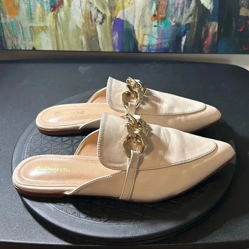 🔥LIKE NEW🔥 Super Cute, classy and comfy / Size 8